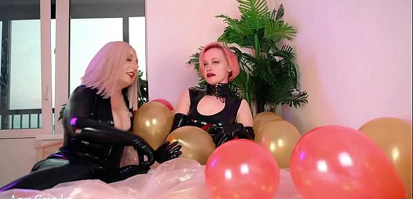  Air Balloon Looner Hot Fetish 2 Lesbians in tight shiny rubber clothes having fun